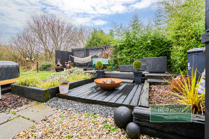 Photo 33- click for photo gallery